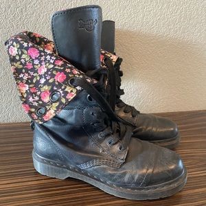 Dr. MARTENS Triumph 1914 boot